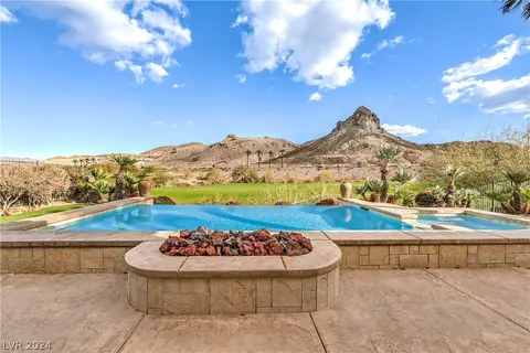 8 Serra Bellisima Ct, Henderson, NV 89011