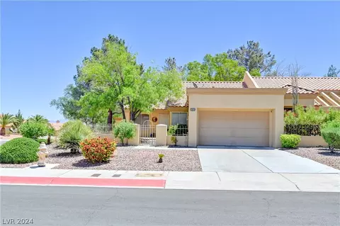 2860 Billy Casper Dr, Las Vegas, NV 89134