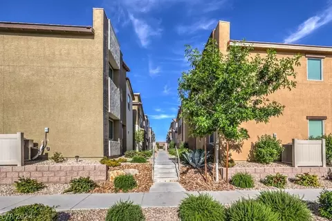 7468 Moonglade St, North Las Vegas, NV 89084