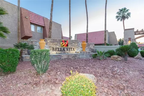 4954 River Glen Dr #127, Las Vegas, NV 89103