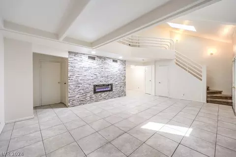 4059 Village Sq, Las Vegas, NV 89121