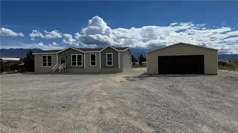 3201 Rancho Paradiso St, Pahrump, NV 89060