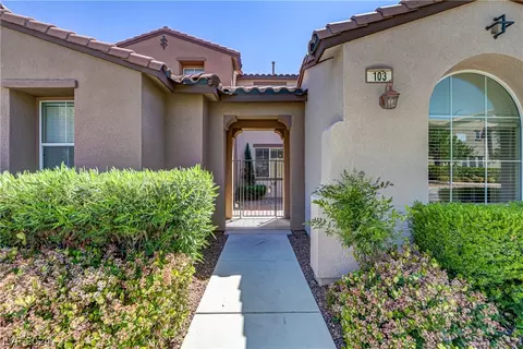 11375 Belmont Lake Dr #103, Las Vegas, NV 89135