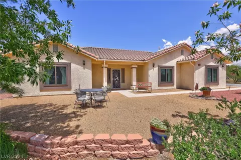 920 W Hickory St, Pahrump, NV 89048