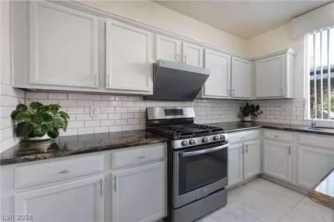 5937 Lingering Breeze St, Las Vegas, NV 89148