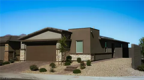 9656 Pacific Pine St, Las Vegas, NV 89143