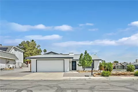 7240 Homewood Dr, Las Vegas, NV 89147