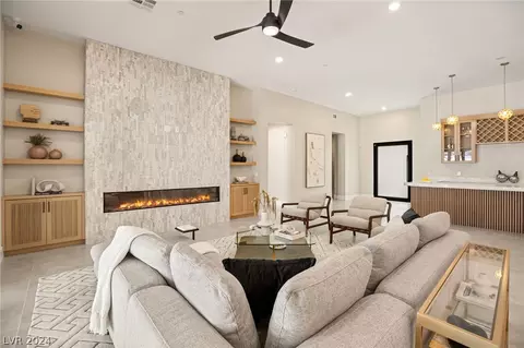 423 Sand Dune Arch St, Las Vegas, NV 89138