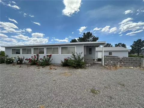5860 Bonnie St, Pahrump, NV 89048