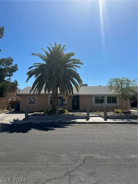 1472 Lucky St, Las Vegas, NV 89104