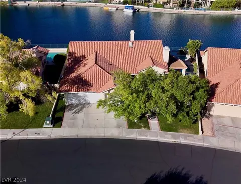 2528 Ocean Front Dr, Las Vegas, NV 89128