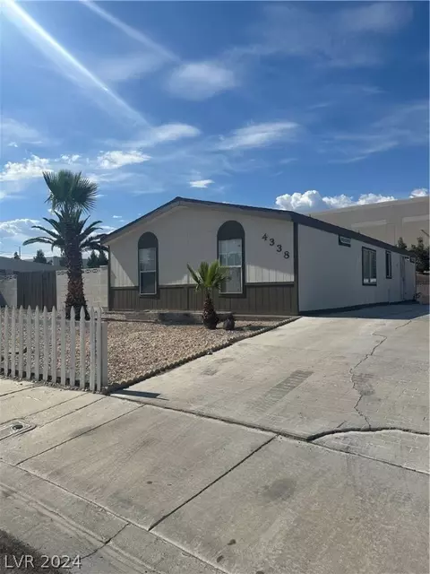 4338 Amargosa Way, Las Vegas, NV 89115