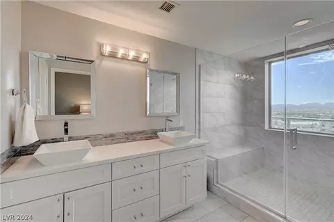 8255 S Las Vegas Blvd #1415, Las Vegas, NV 89123