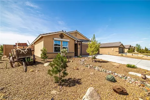 3977 E Gunnison Ave, Pahrump, NV 89061