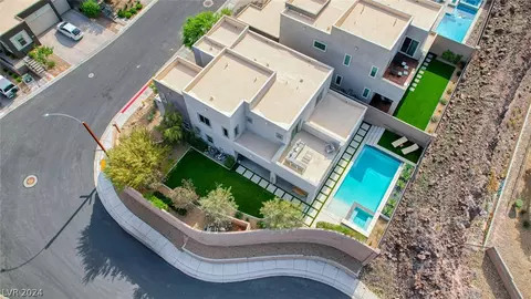 2146 Sunset Valley St, Henderson, NV 89052