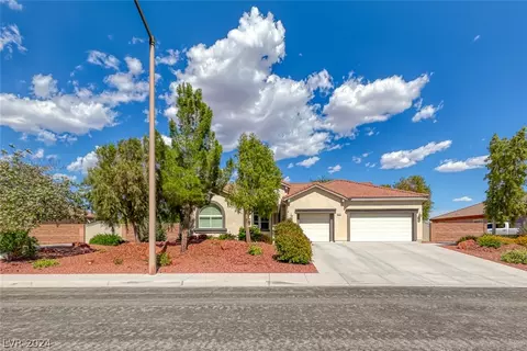 8350 Unicorn St, Las Vegas, NV 89131