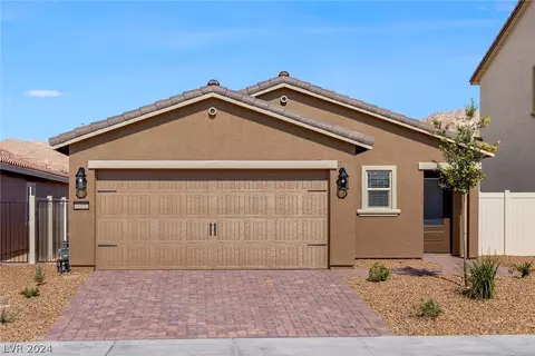 2755 Predator Pl, Las Vegas, NV 89156