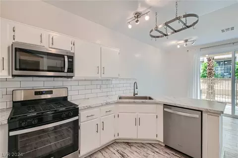 251 S Green Valley Pkwy #5012, Henderson, NV 89012