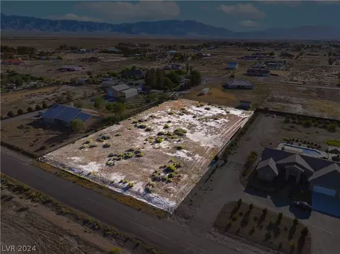 3680 Newcomb Ave, Pahrump, NV 89048