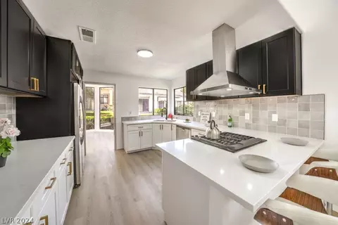 5455 Birchbrook Ct, Las Vegas, NV 89120
