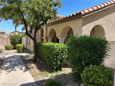 8520 Myrsine Ct, Las Vegas, NV 89149