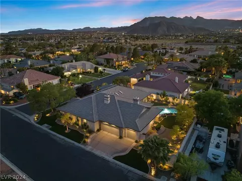 8640 Rising Rock Cir, Las Vegas, NV 89129