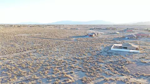 6660 N Nook Pl, Pahrump, NV 89060