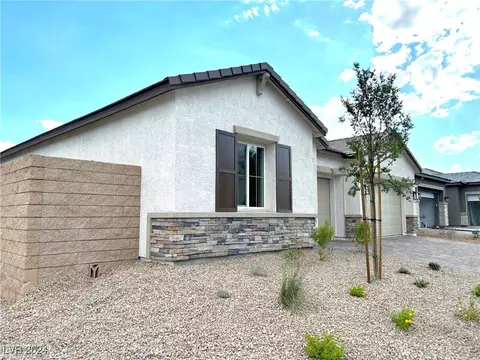 187 Elvins Manor Ave, Las Vegas, NV 89183
