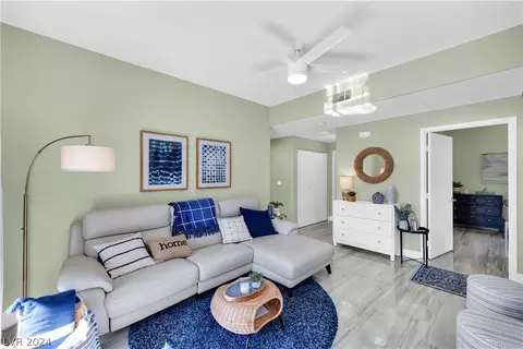 9050 W Warm Springs Rd #1127, Las Vegas, NV 89148