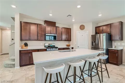 1243 Corral Bluffs Ave, North Las Vegas, NV 89084