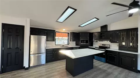 220 E Betty Ave, Pahrump, NV 89060