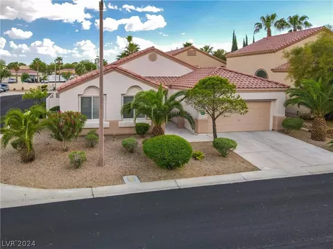 8001 Painted Clay Ave, Las Vegas, NV 89128