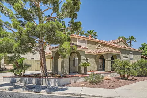9716 Trail Rider Dr, Las Vegas, NV 89117
