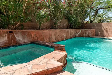 1013 Rose River Ct, Henderson, NV 89002