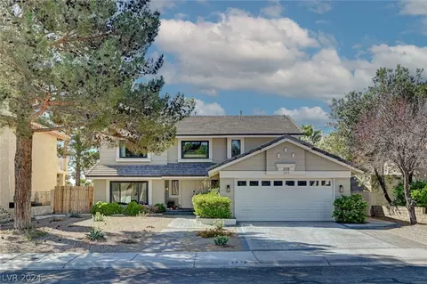 2812 Crystal Bay Dr, Las Vegas, NV 89117