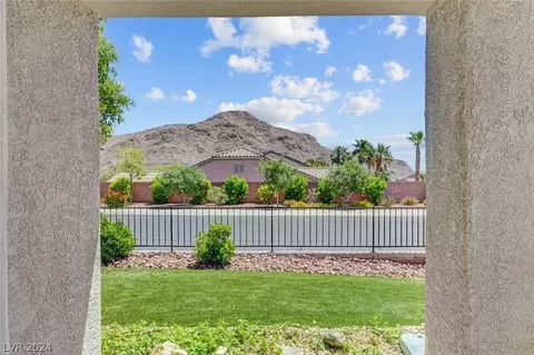 10452 Cook Bluff Ave, Las Vegas, NV 89129