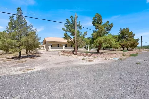 8671 Gilespie St, Las Vegas, NV 89123