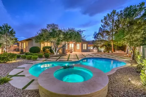 4 Contra Costa Pl, Henderson, NV 89052