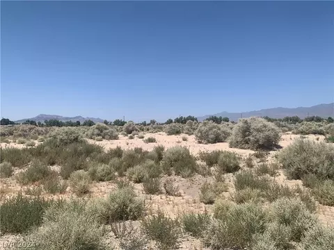 1670 E Casino St, Pahrump, NV 89048