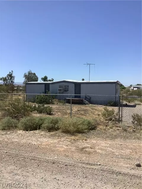 695 Pirate Ave, Logandale, NV 89021