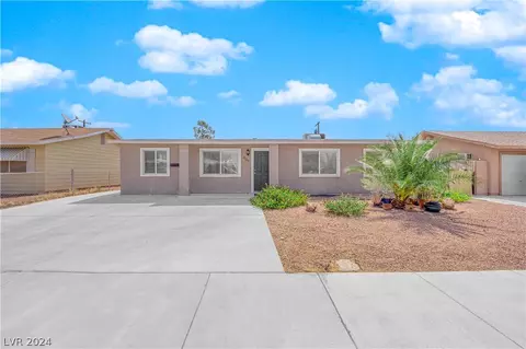 909 Slayton Dr, Las Vegas, NV 89107