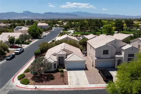 7627 Plunging Falls Dr, Las Vegas, NV 89131