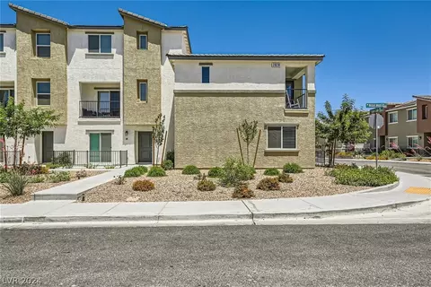 2828 Mosaic Moon Ln #5, Las Vegas, NV 89183