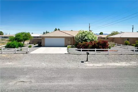 761 Kansas St, Pahrump, NV 89048
