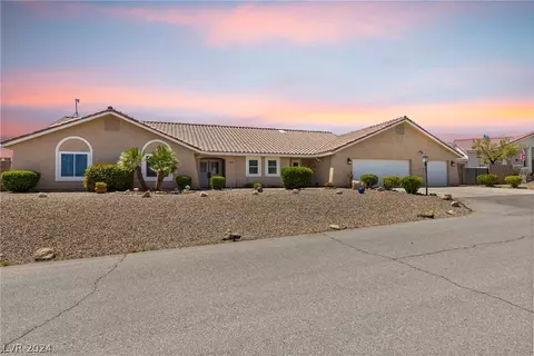 5565 Egan Crest Dr, Las Vegas, NV 89149