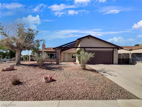 6201 Long Valley Dr, Las Vegas, NV 89108
