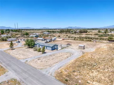 3930 E Navajo Blvd, Pahrump, NV 89061