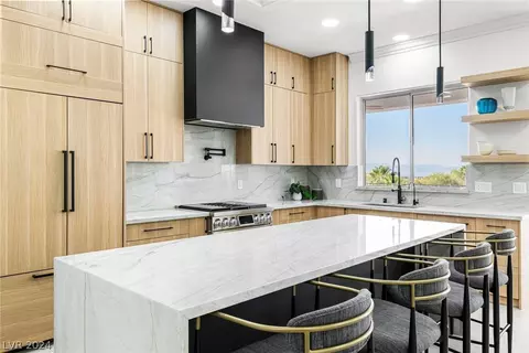 2870 Thunder Bay Ave, Henderson, NV 89052