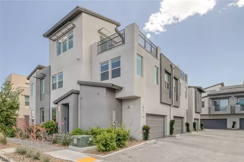11305 Gravitation Dr, Las Vegas, NV 89135
