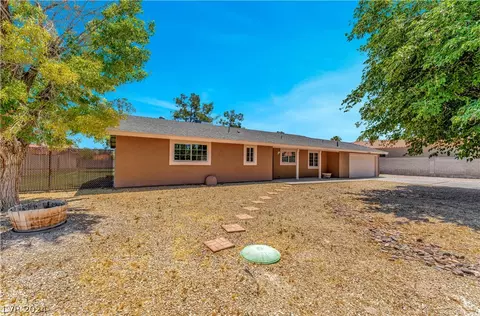 3904 Bullet Rd, North Las Vegas, NV 89032